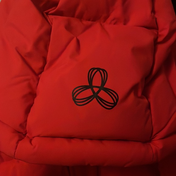 SOLD‼️‼️BNWT Super Puff Catalina - Size XS❤️ - Picture 5 of 12